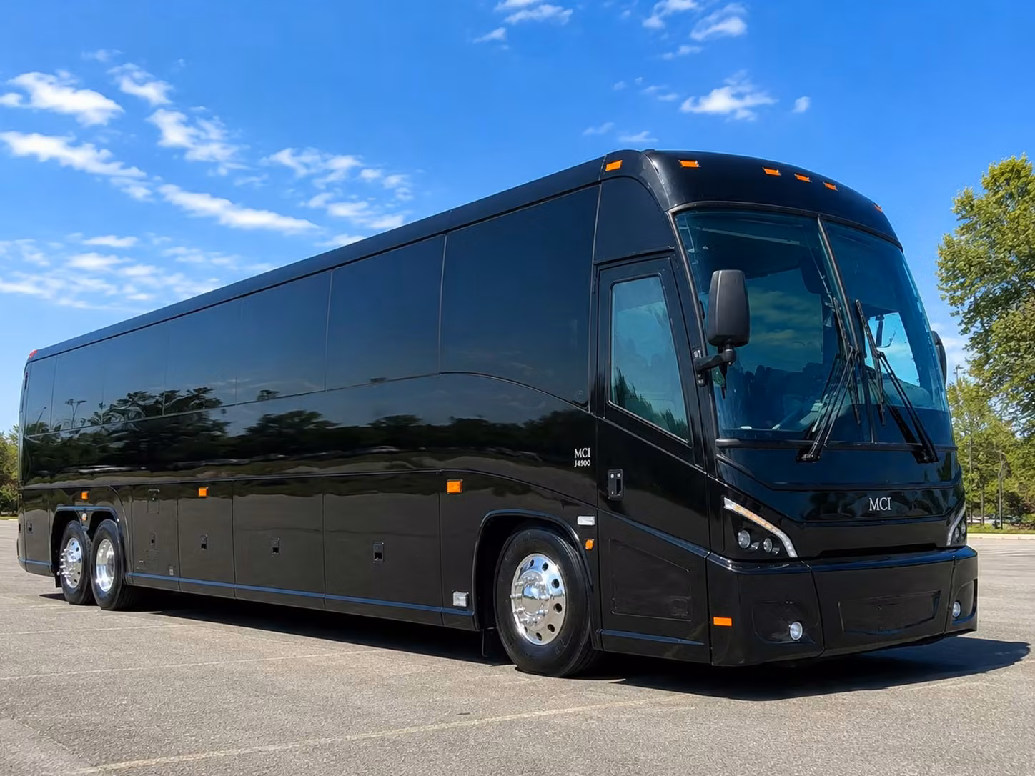 ada accessible field trip buses available for west covina schools and youth groups